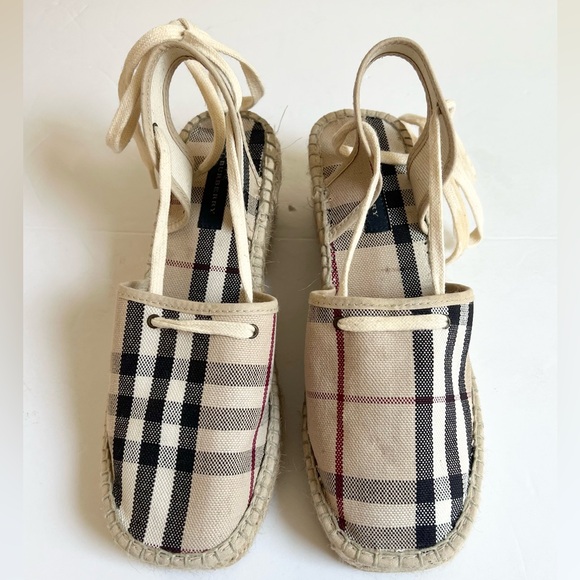 Burberry check canvas nova espadrilles size 36 - Picture 4 of 6